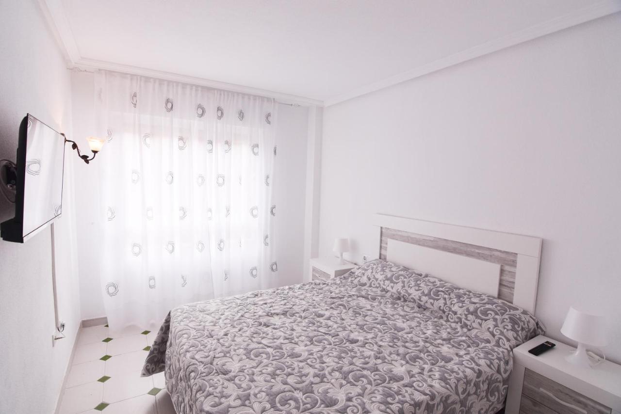 Apartamento Sol Y Playa Apartman Torrevieja Kültér fotó